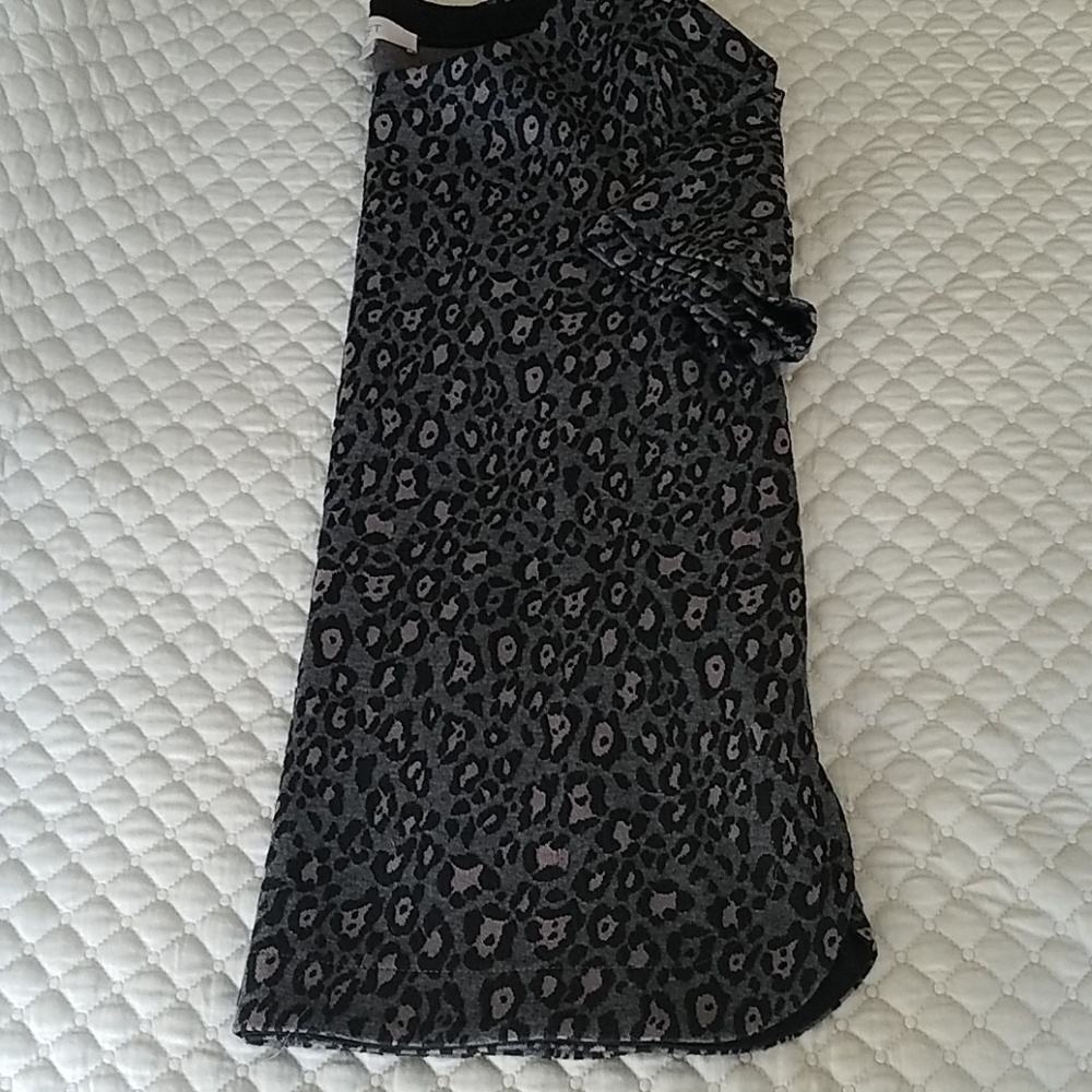 LOFT Cheetah Print Top - Picture 5 of 5